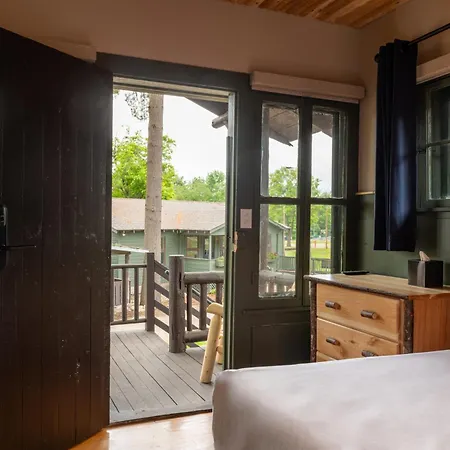 Lodge At Schroon Lake Extérieur photo