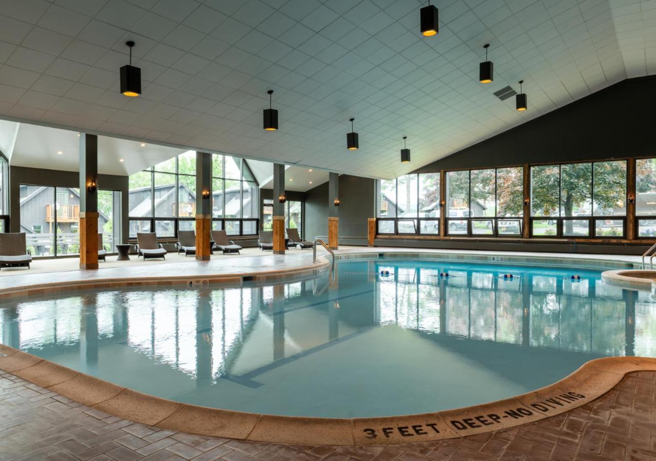 At Schroon Hotel 3*