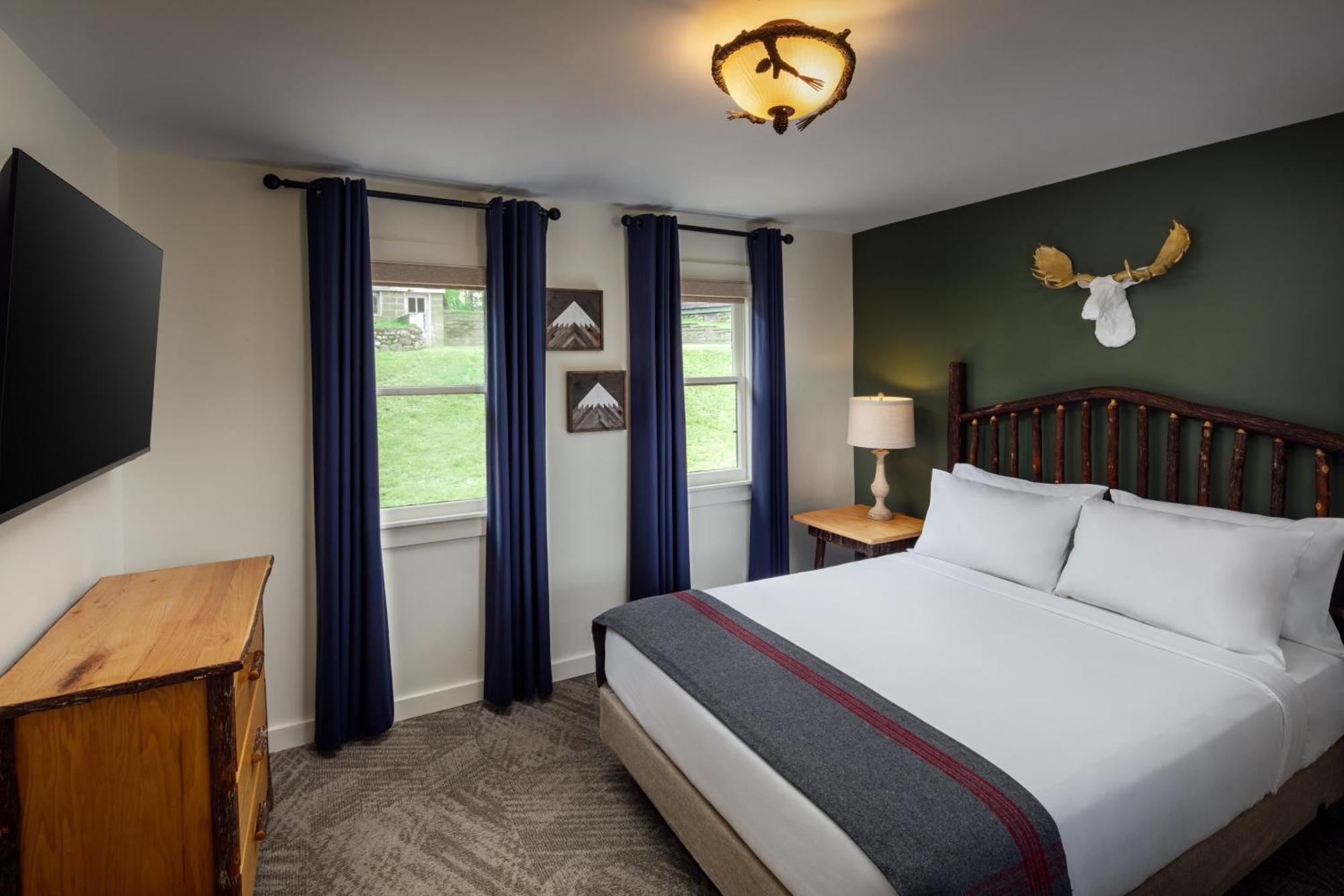 At Schroon 3* Schroon Lake